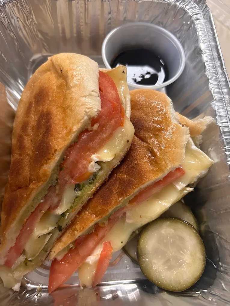 B-rads Catering image