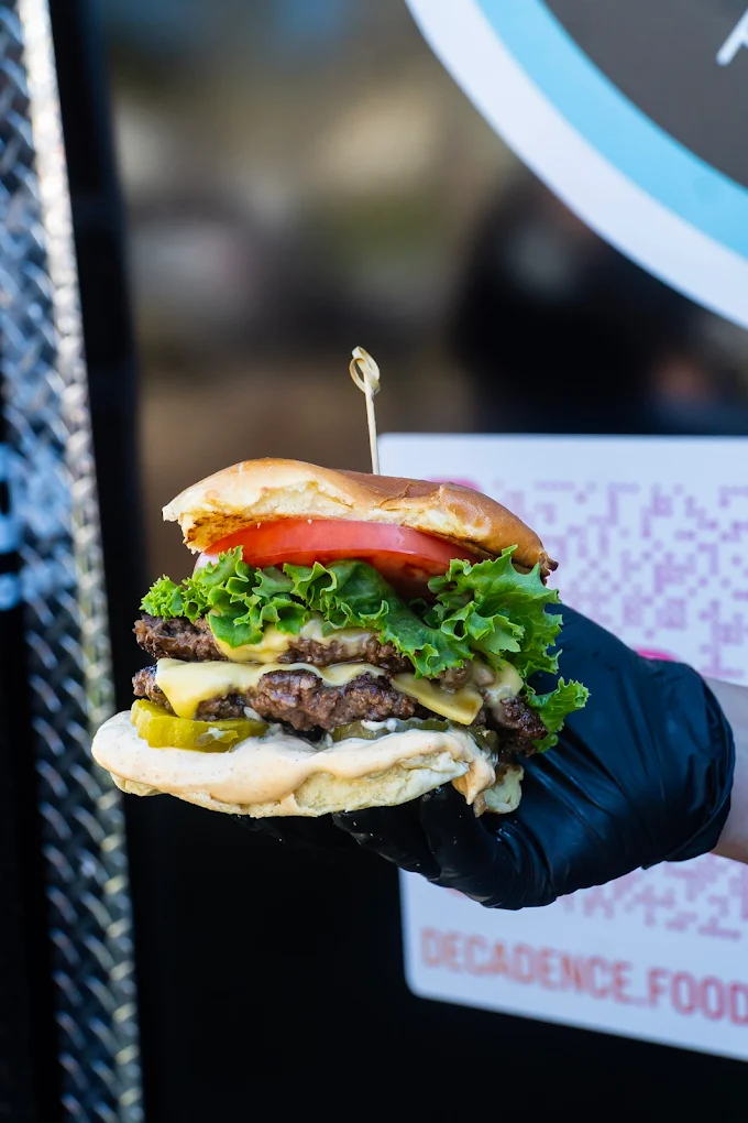 DeCadence Food Truck  image