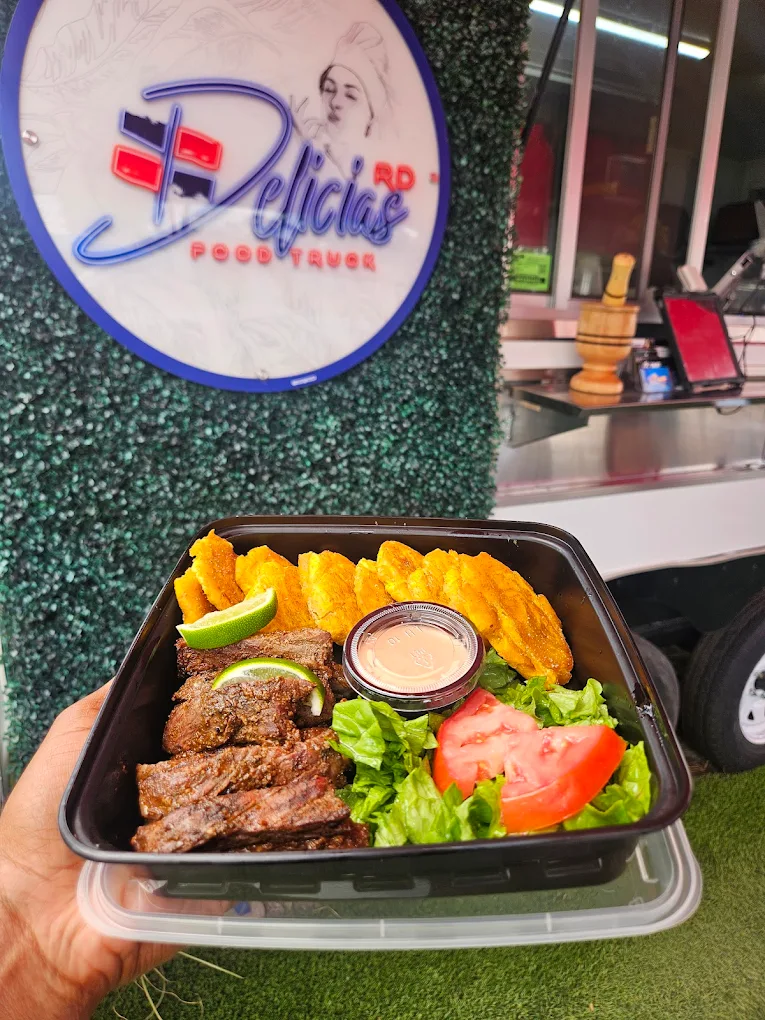 Delicias RD food truck image